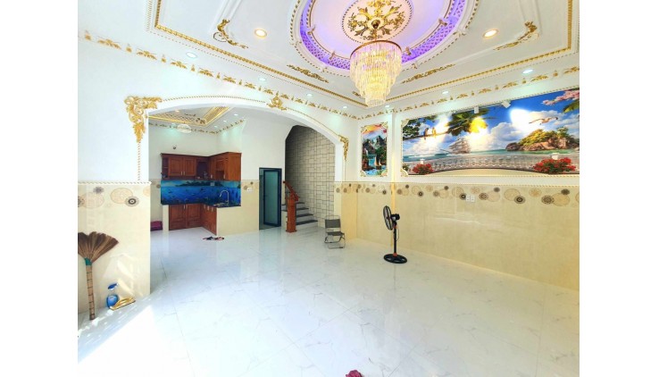 Bán nhà 70m², 4 tầng, 4PN, 5WC, Tân Tạo A, Bình Tân, 5.4 tỷ